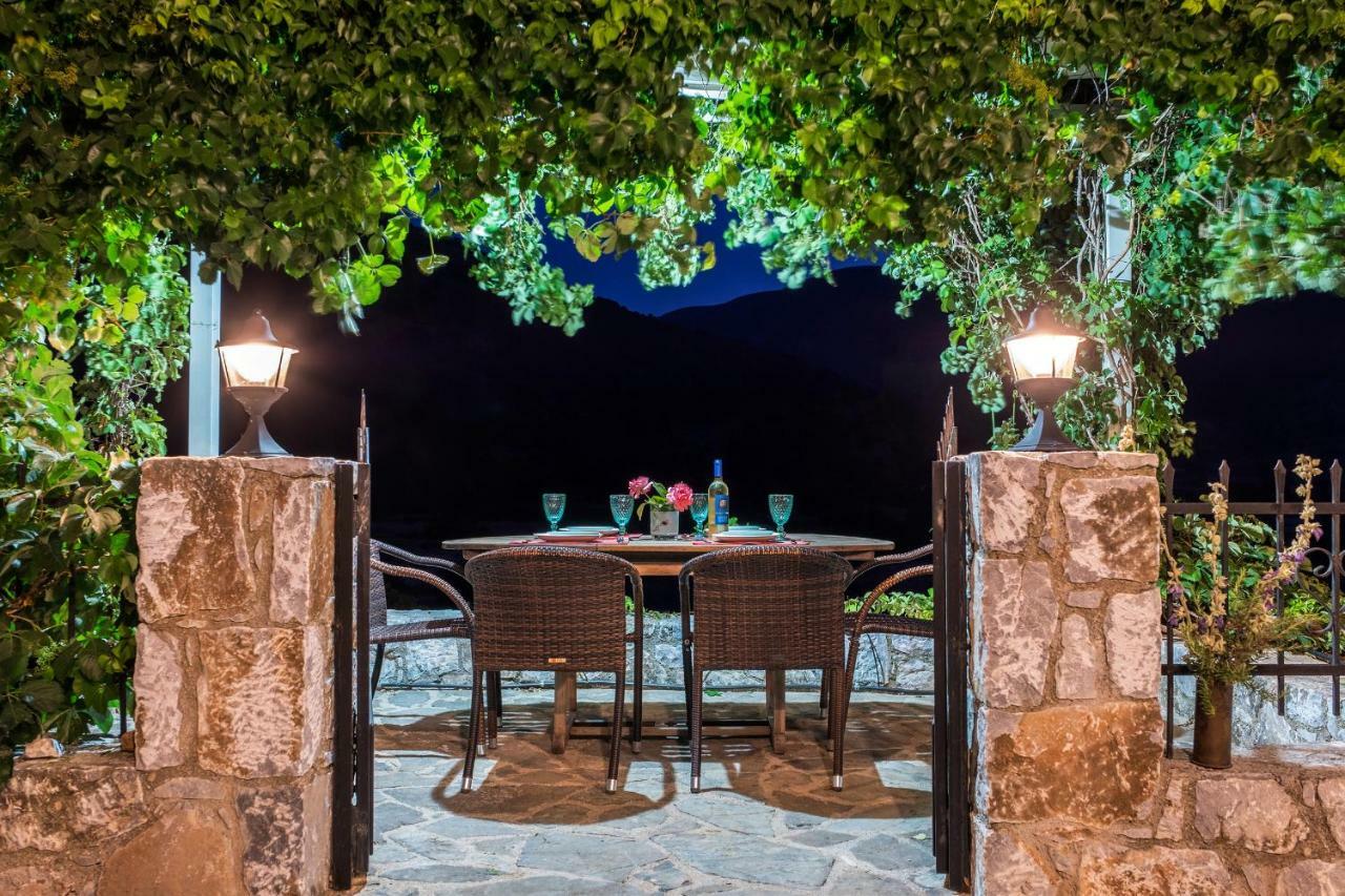 Stone Built Villa Galatia, Poolside & Perfect View Karés Exteriér fotografie