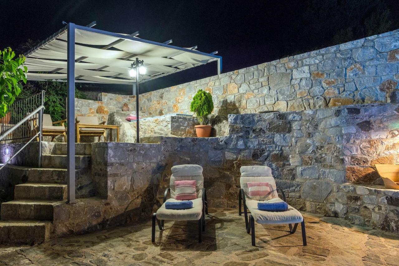 Stone Built Villa Galatia, Poolside & Perfect View Karés Exteriér fotografie
